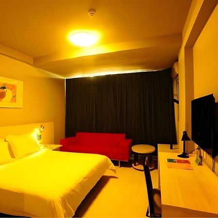 Jinjiang Inn Jinan Daminghu New Scenic Area Lishan Road Bagian luar foto