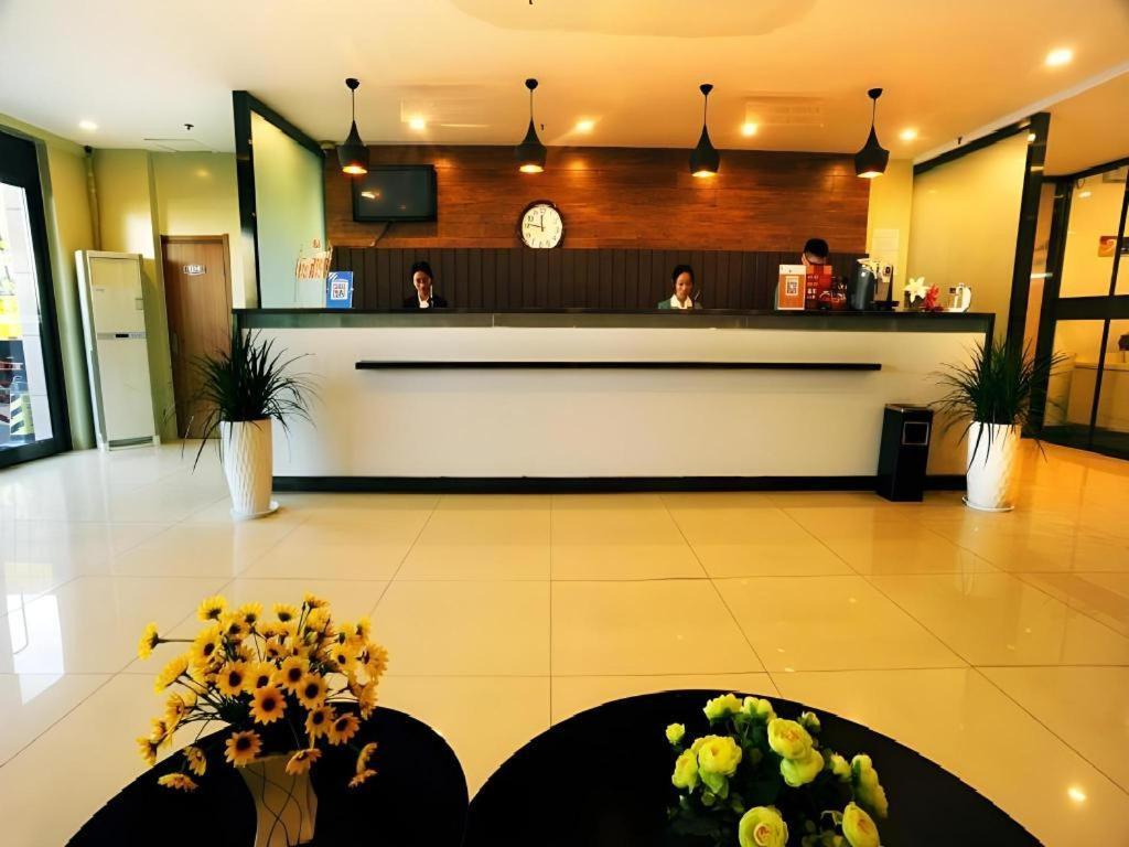 Jinjiang Inn Jinan Daminghu New Scenic Area Lishan Road Bagian luar foto